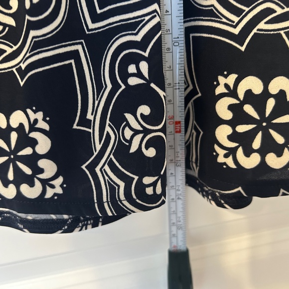 Ann Taylor Pullover Blouse - Picture 4 of 11